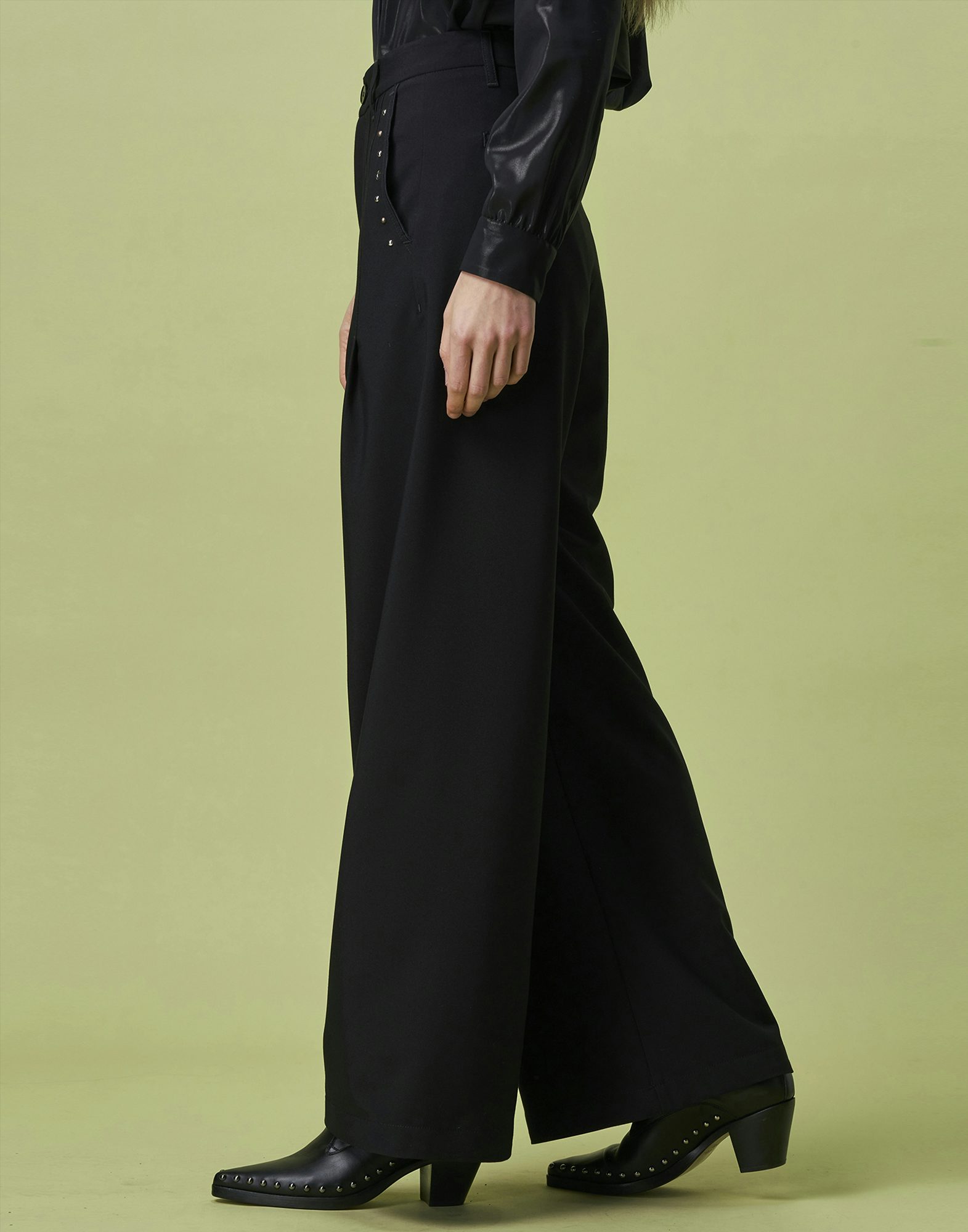 TENACITY : Wide leg pants with stud and eyelet decoration